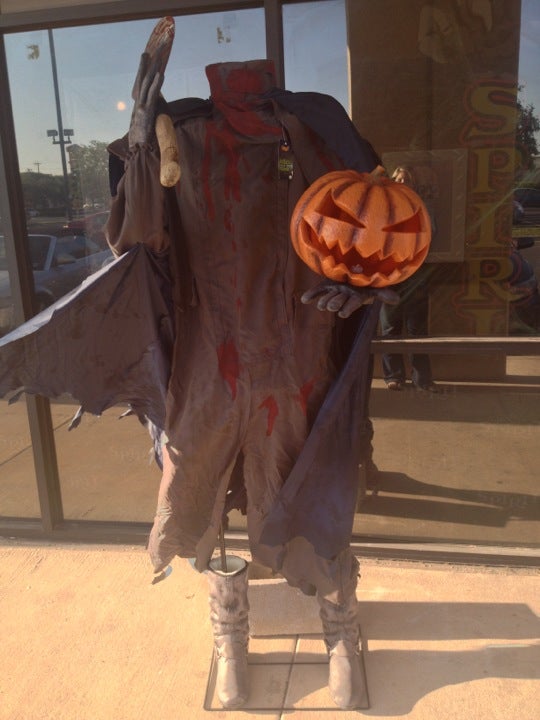 Spirit Halloween Superstore De Zavala Rd San Antonio Tx