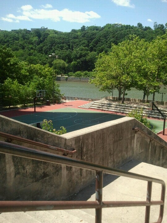 Roberto Clemente State Park 1 Mathewson Rd New York NY Sports