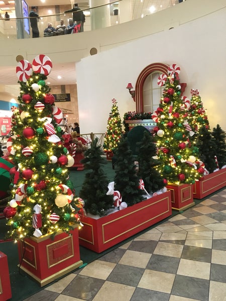 Burbank Town Center 2