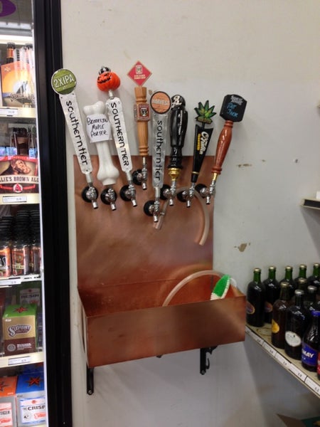 Good Spirits Wine & Tobacco in Crescent Springs, KY United States