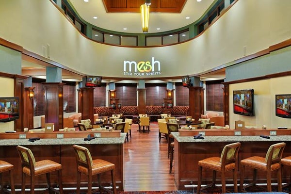 Mesh Lounge