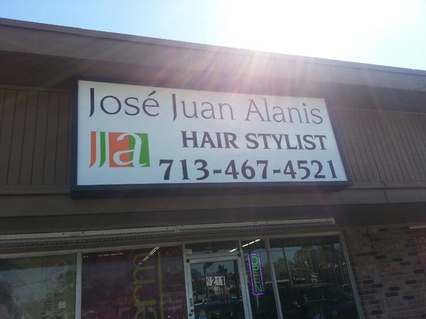 Jose Juan Alanis Hair Salon