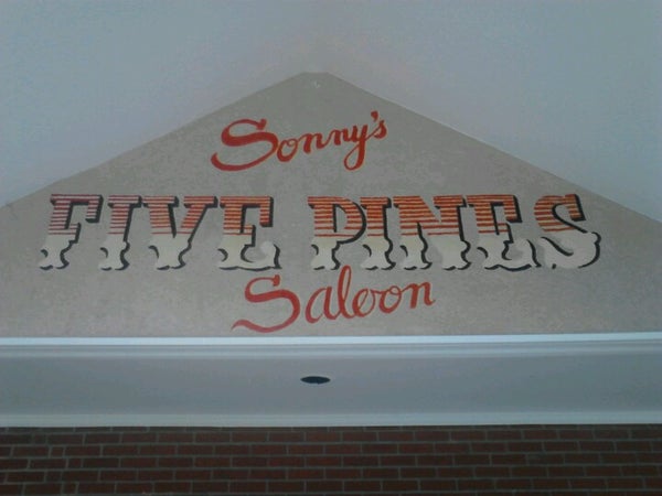 Ralph’s Five Pines Saloon
