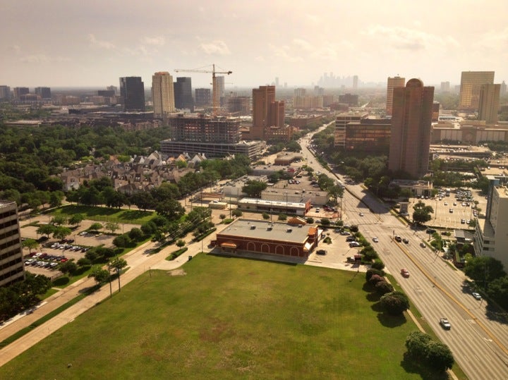 Verizon Wireless, 5444 Westheimer Rd, Houston, TX, Services NEC MapQuest