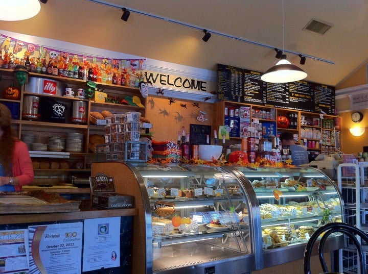 Beekeeper's naturals products sold here - Picture of Caffè Tosi, Saint  Joseph - Tripadvisor