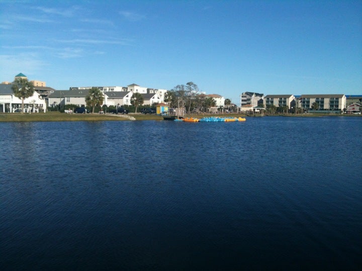 Carolina Beach lake park, 400 Lake Park Blvd S, Carolina Beach, NC