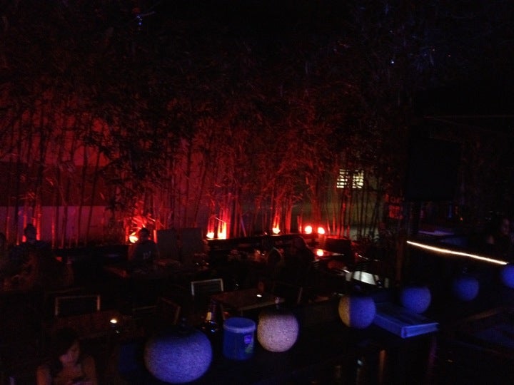 Hollywood Hookah Lounge, 411 N Brand Blvd, Glendale, CA MapQuest