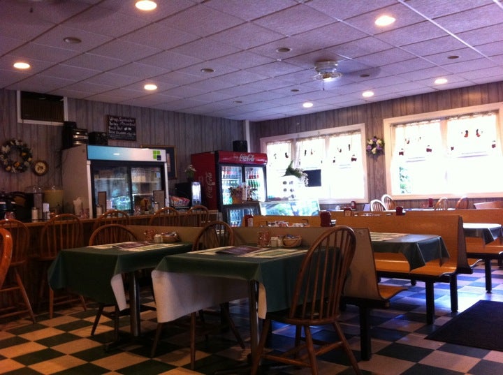 Charlotte's Cozy and Kitchen CLOSED, 142 Main St, Pepperell, MA