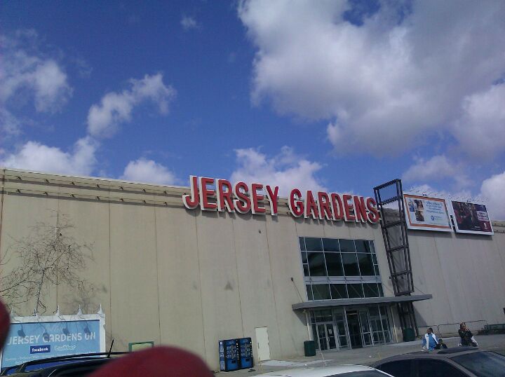 Center Map of The Mills at Jersey Gardens® - A Shopping Center In