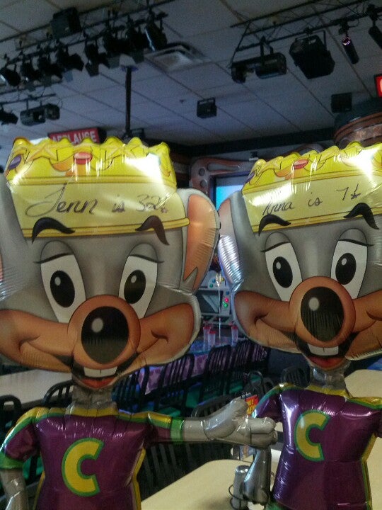 Chuck E. Cheese, 620 Hanes Mall Blvd, WinstonSalem, NC, Restaurants