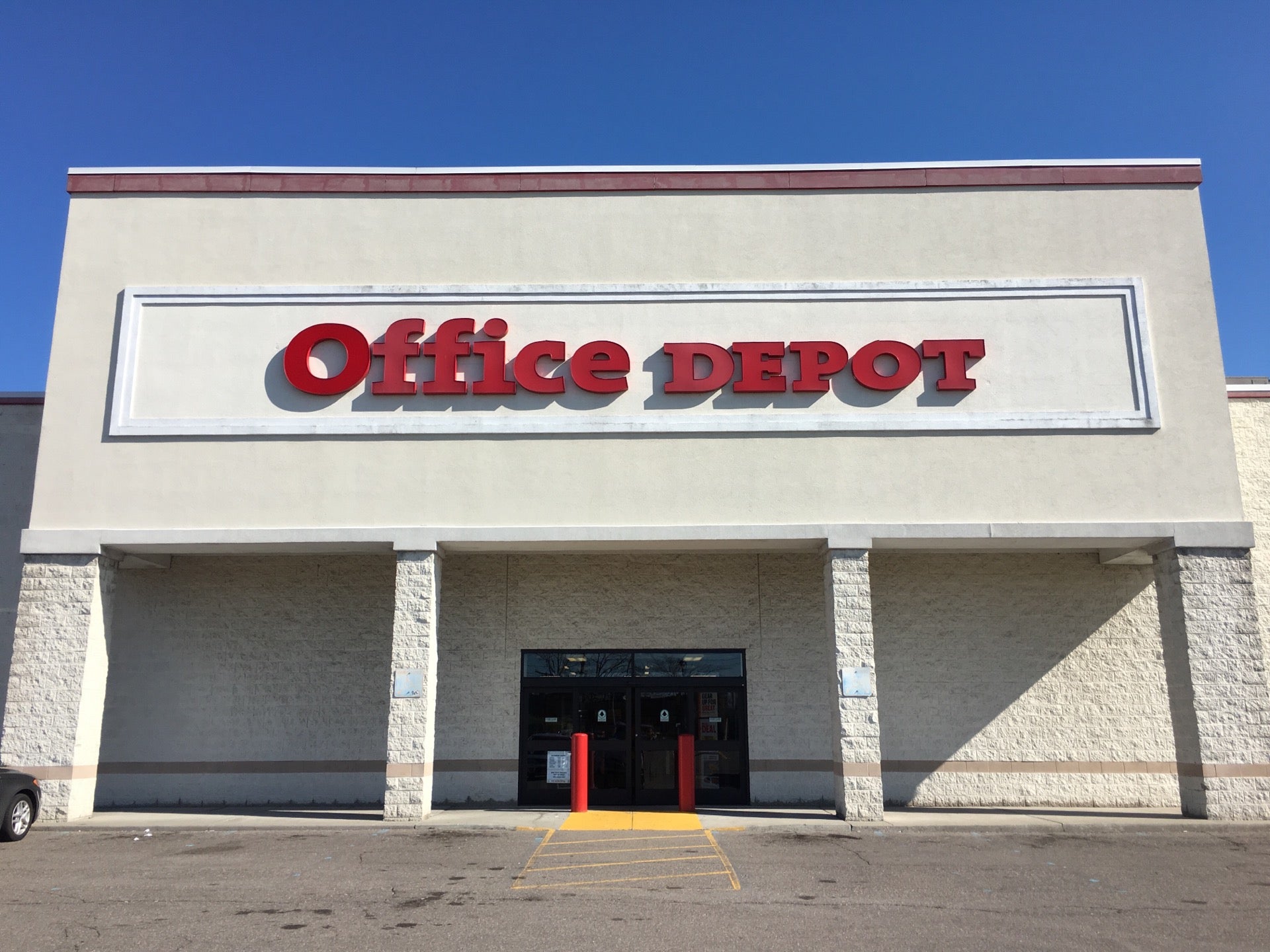 Office Depot, 19001 E 9 Mile Rd, Eastpointe, MI, Office Supplies - MapQuest