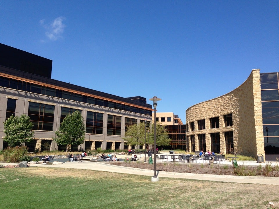 Wells Fargo, 800 S Jordan Creek Pkwy, West Des Moines, IA, Loans MapQuest