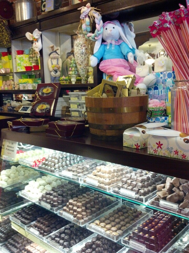 La King's Confectionery, 2323 Strand St, Galveston, TX, Candy Stores -  MapQuest