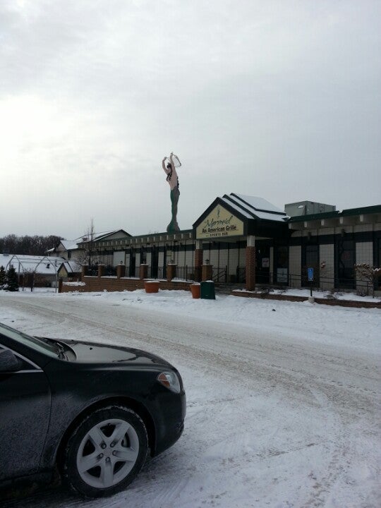 Mermaid, 2200 Highway 10, Mounds View, Minnesota, Eating places MapQuest