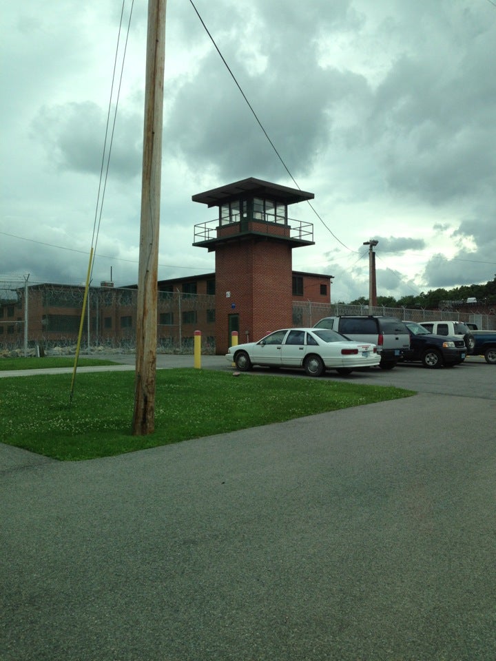 Bland Correctional Center, 256 Bland Farm Rd, Bland, VA, Facilities