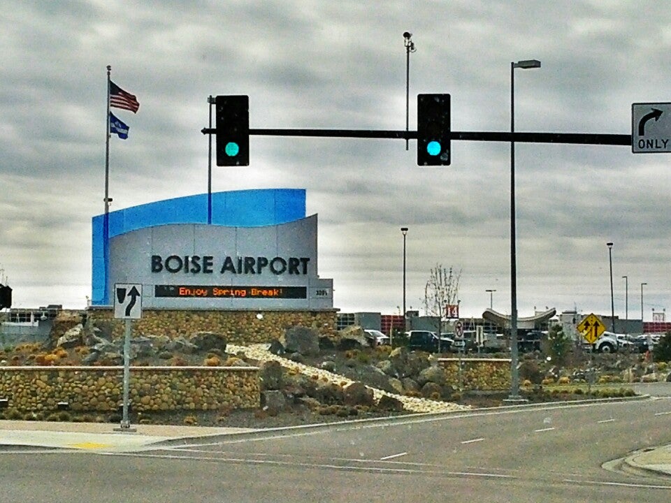 Boise Airport (BOI), 3201 Airport Way, Boise, ID, Airport Services