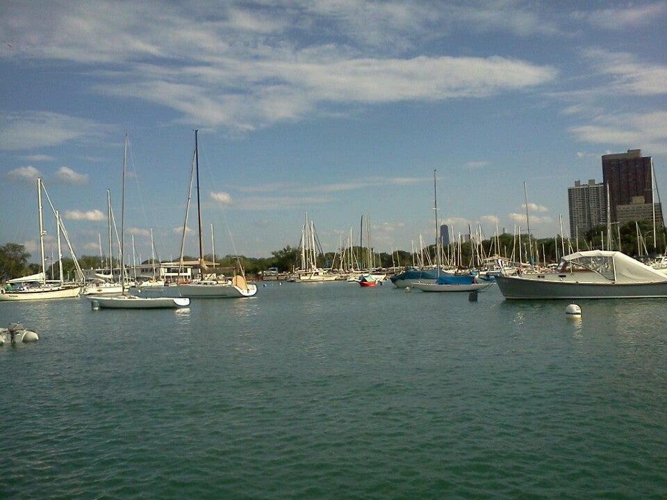 Belmont Harbor F Dock, Belmont Harbor Dr, Chicago, IL, Gas Stations