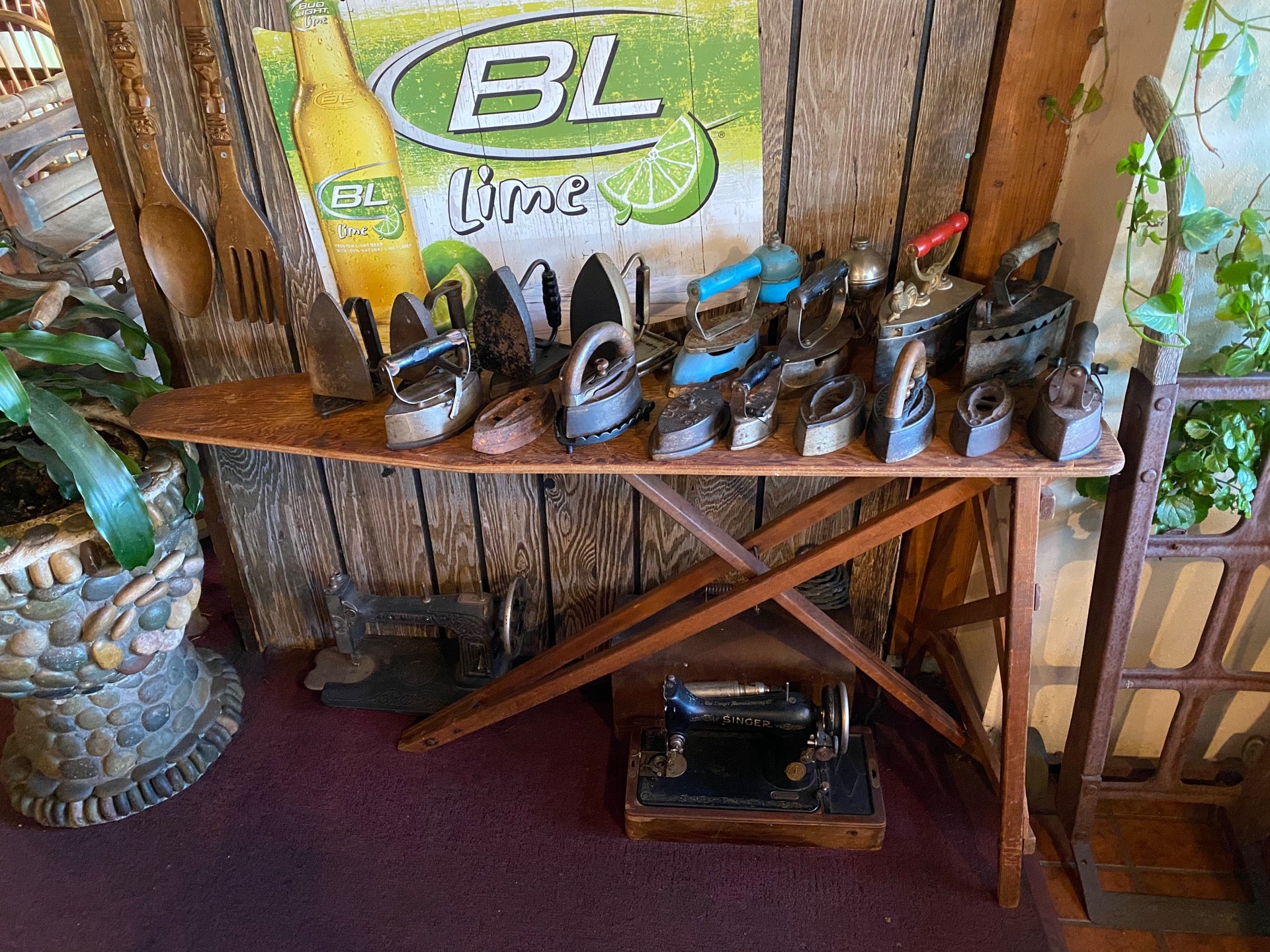 Aztlan Mexican Restaurant, 1281 Highway Ave, Reedsport, OR, Restaurants