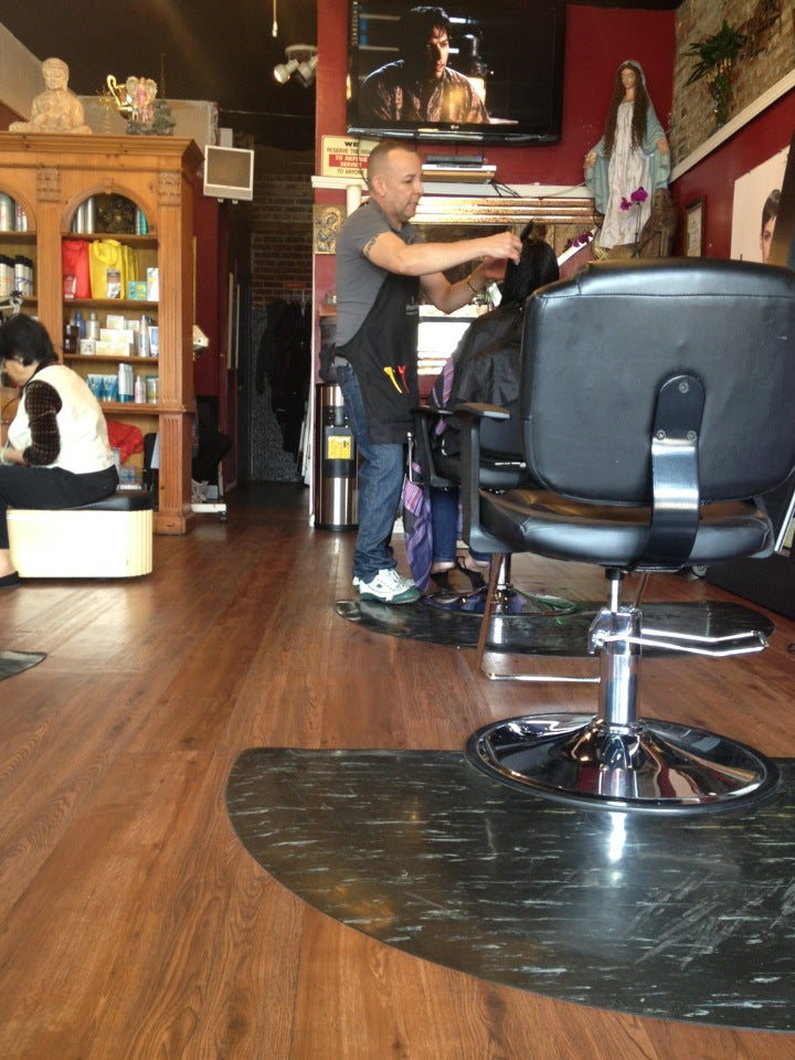 Salon Viejo Photos