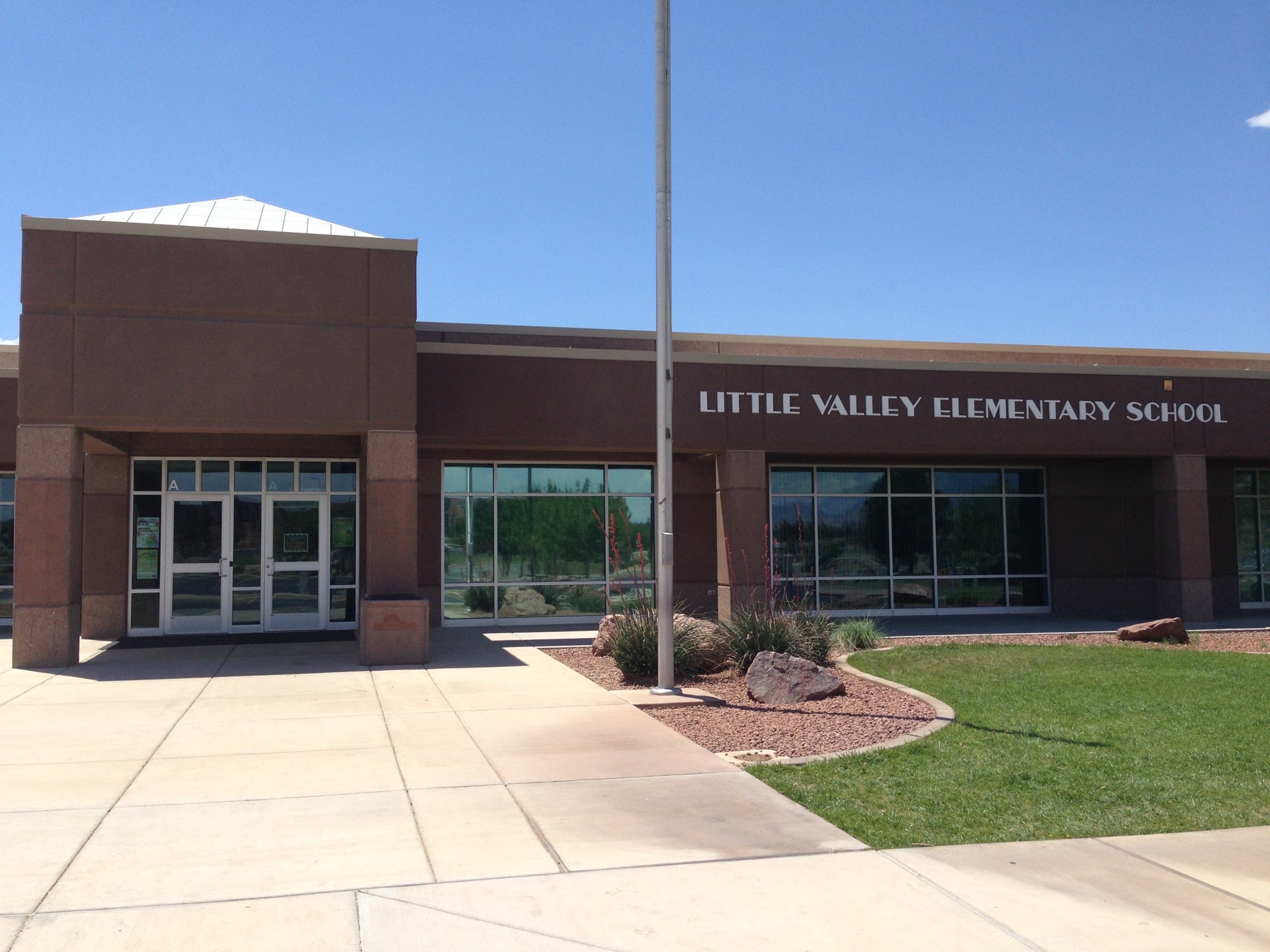 Little Valley Elementary School, 2330 E Horseman Park Dr, St UT