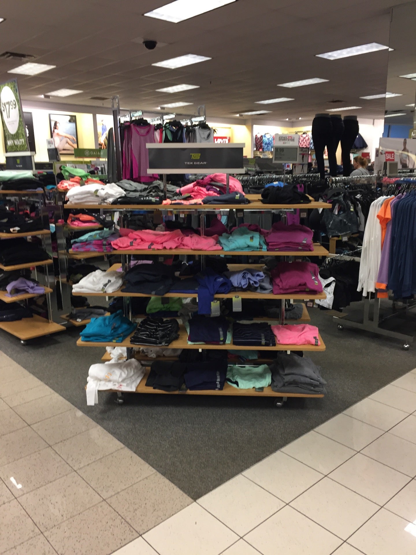 Kohl's, 18800 E 39th St S, Independence, MO, Clothing Retail - MapQuest