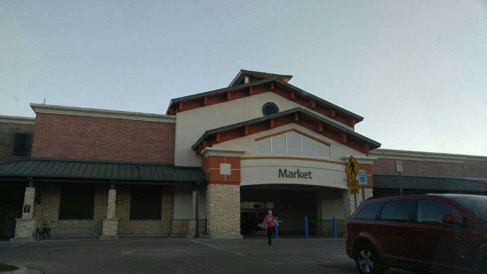 The Woodlands Mall, 1201 Lake Woodlands Dr, Suite 700, The Woodlands, TX,  Real Estate - MapQuest