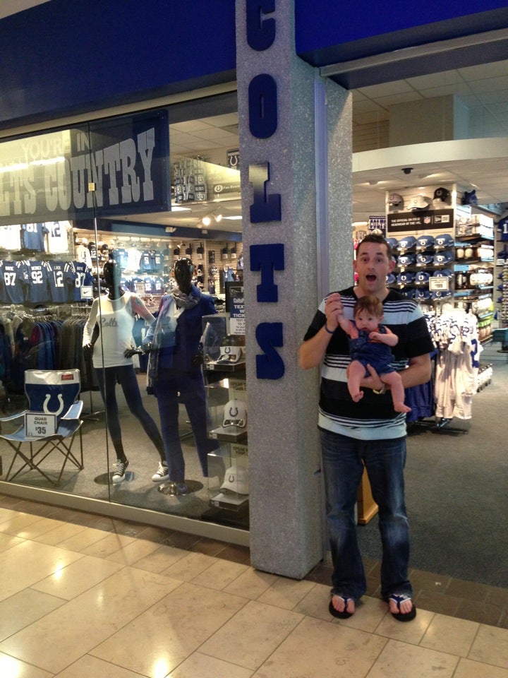 INDIANAPOLIS COLTS PRO SHOP - 49 W Maryland St, Indianapolis