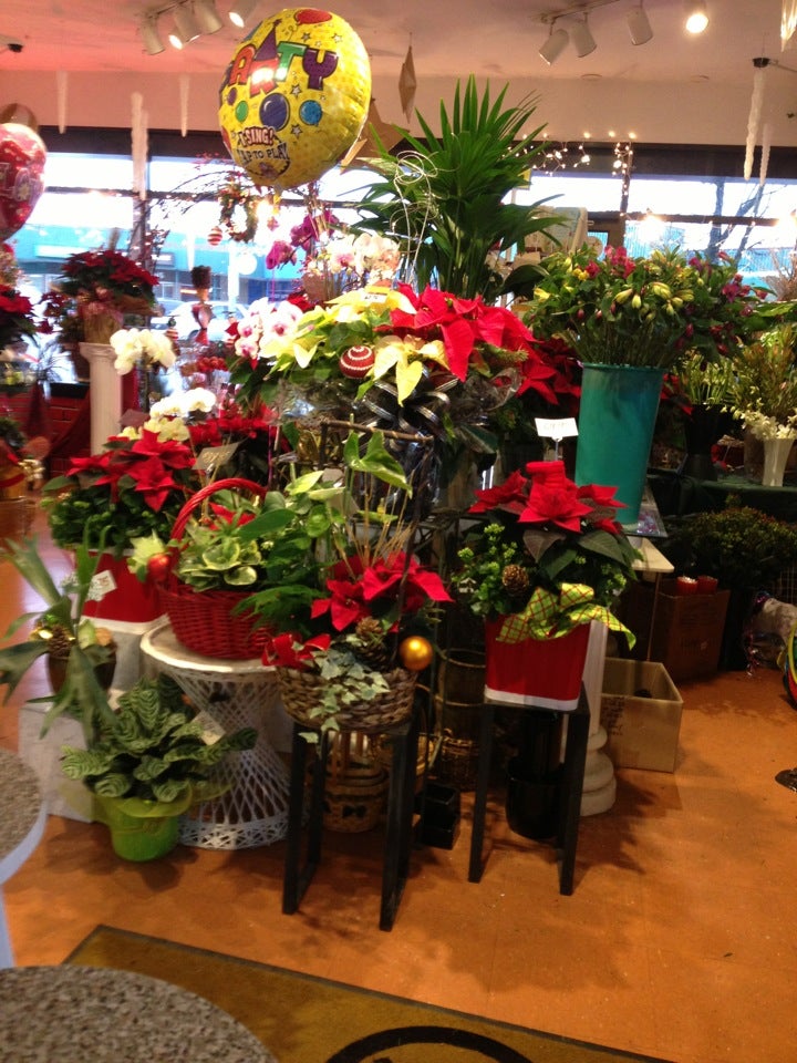 printempsflowerring13号flowerglassring12号 The Flower Shop - Funeral Flowers - FTD's Angel Wings