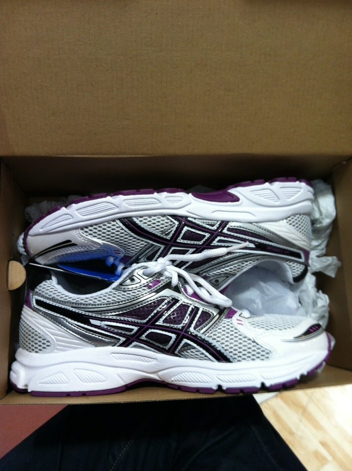 DICK'S Sporting Goods, 1968 Pavillion Way, Lexington, KY, Sporting