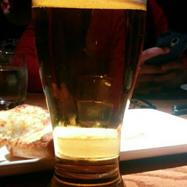 The Keg Steakhouse + Bar, 255 Stevenson Rd S, Oshawa, ON, Eating places