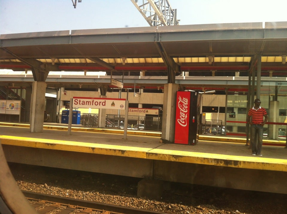 Track 4 Stamford Metro North Station, 377 N State St, Stamford, CT, Commuter Rail Stations
