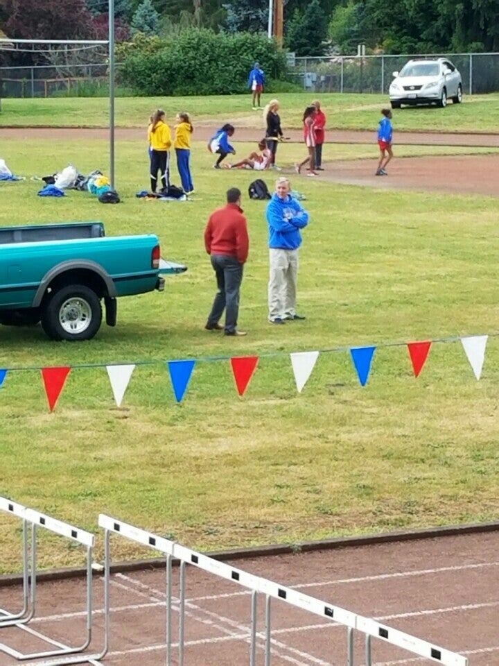 Edgemont Junior High School, 2300 110th Ave E, Edgewood, WA, Elementary