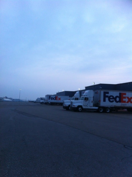 FedEx, 201 Air Cargo Way, Milwaukee, WI MapQuest