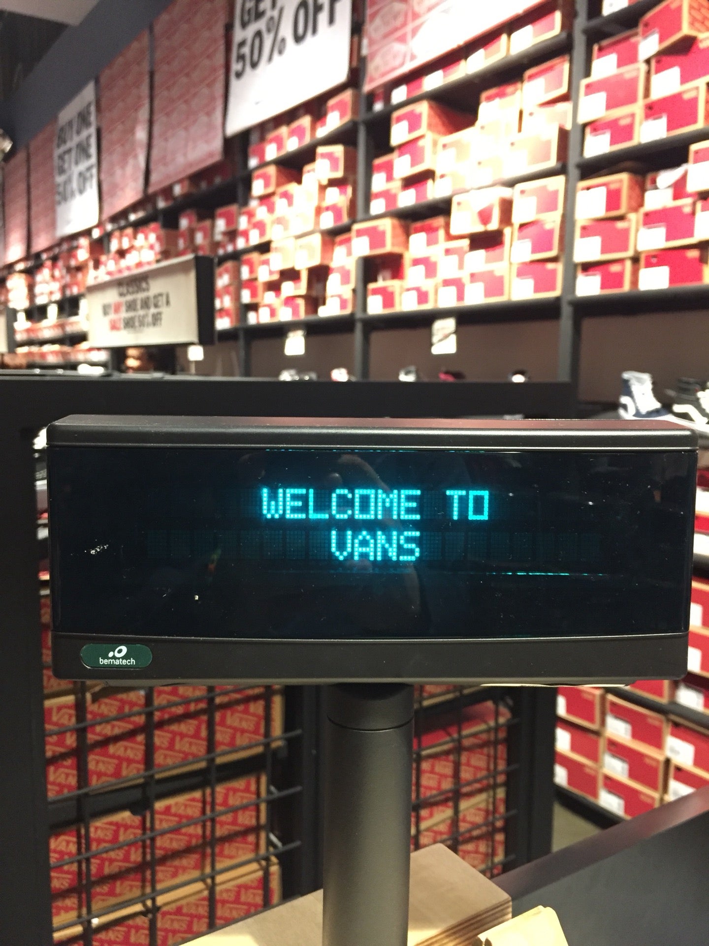 Vans arundel mills on sale mall