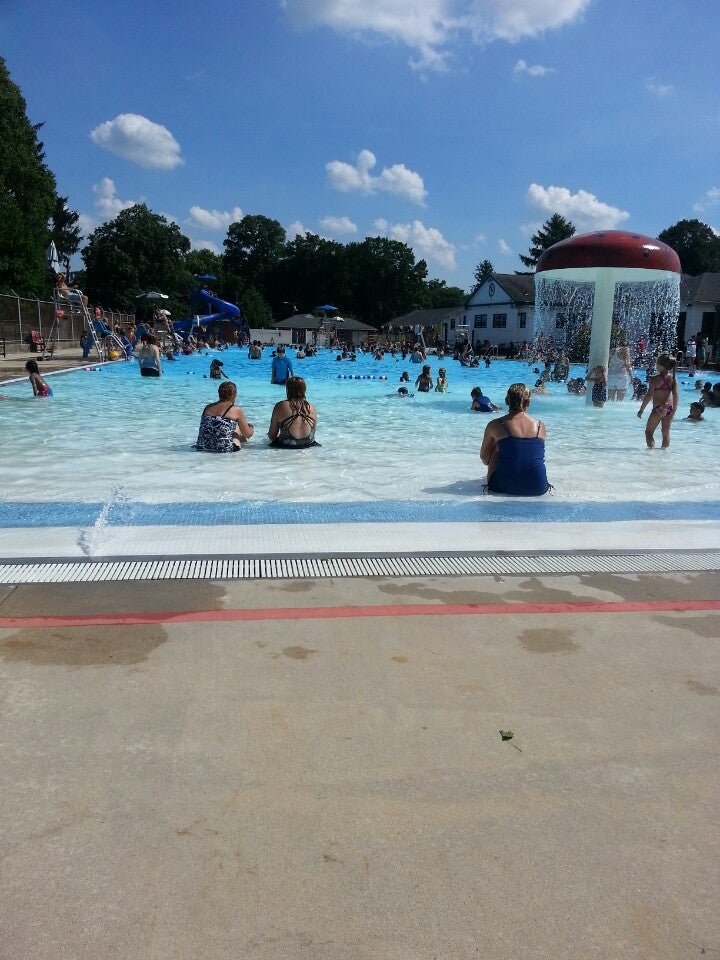 Catasauqua Swimming Pool, 501 American St, Catasauqua, PA, Swimming