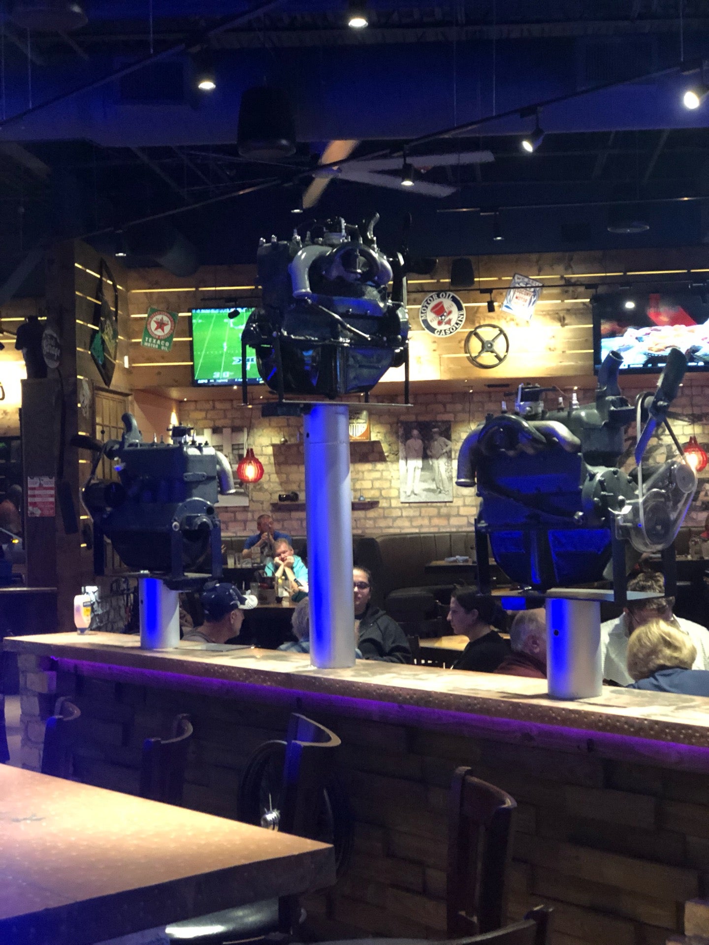 Ford's Garage Kissimmee, 3210 Margaritaville Blvd, Kissimmee, FL