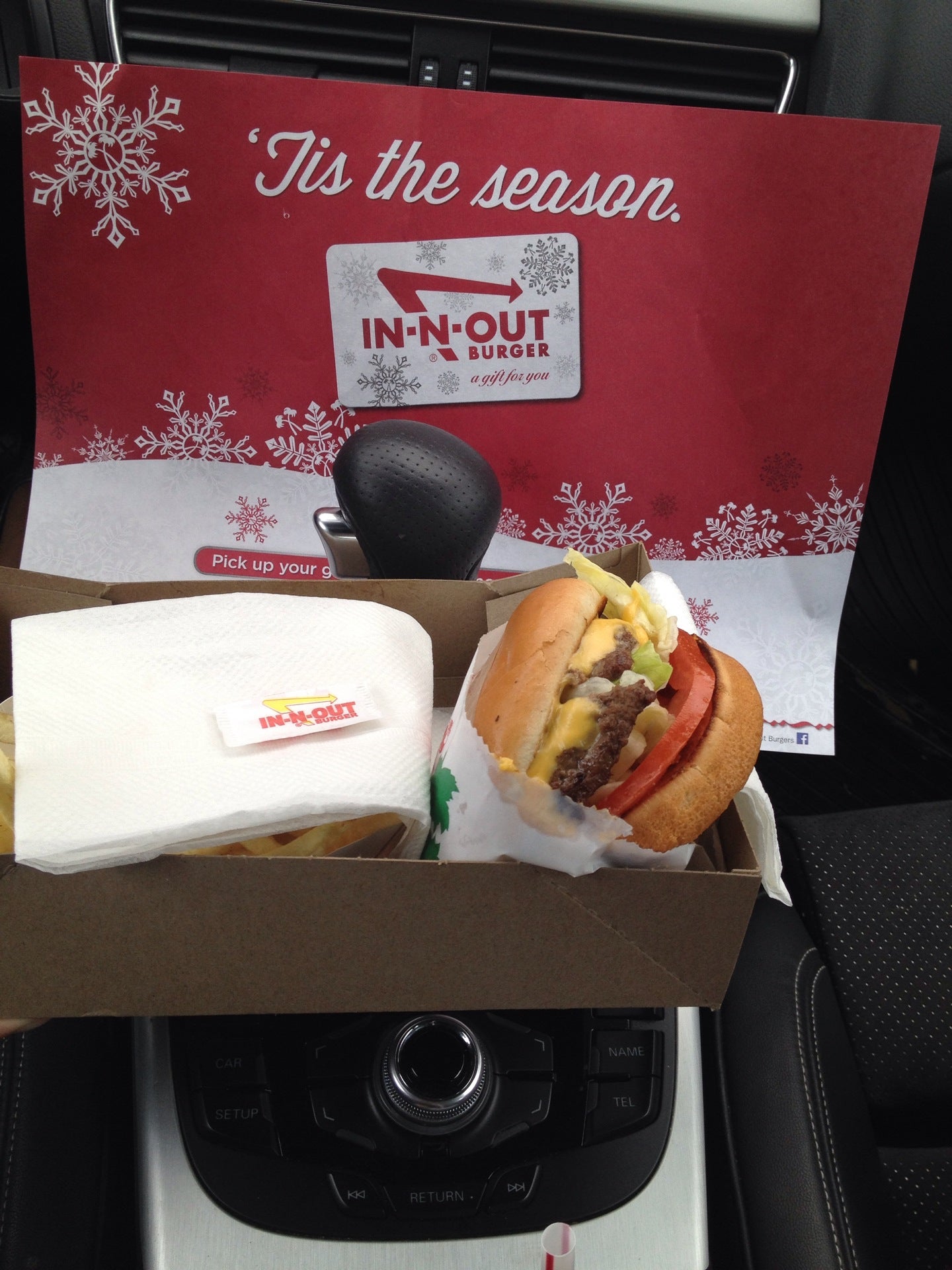 In-N-Out Burger, 3071 Countryside Dr, Turlock, CA, Eating places