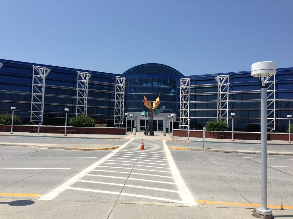Roanoke Regional Airport (ROA), 5202 Aviation Dr NW, Roanoke, VA, Parking Garages MapQuest