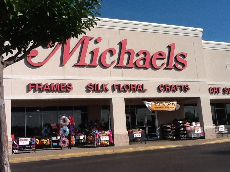 Michaels, 8035 Giacosa Pl, Memphis, TN, Arts & Crafts Supplies