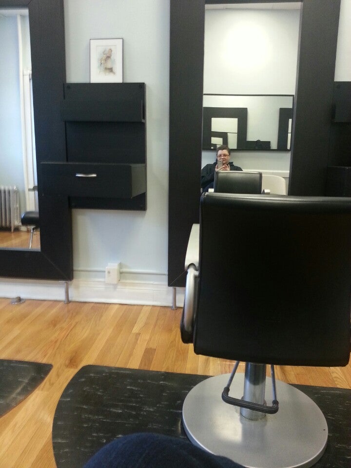 Mirabels Unisex Hairsty LNG, 1711 White Plains Rd, New York, NY
