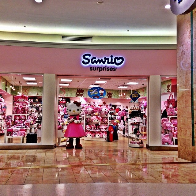 Sanrio Surprises - Gift Store in Orlando
