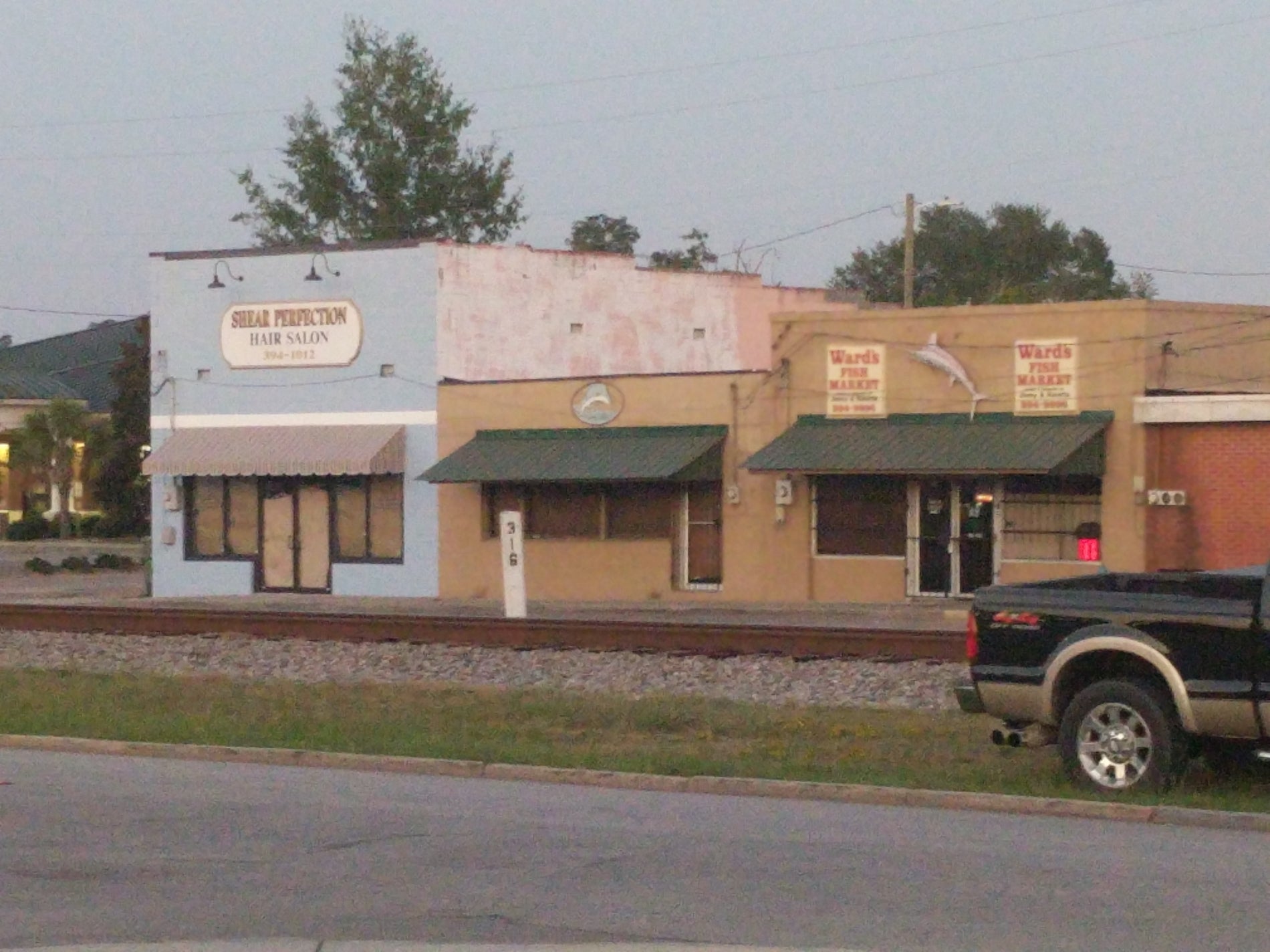 Ward's Fish Market, 123 N Acline St, Lake City, SC MapQuest