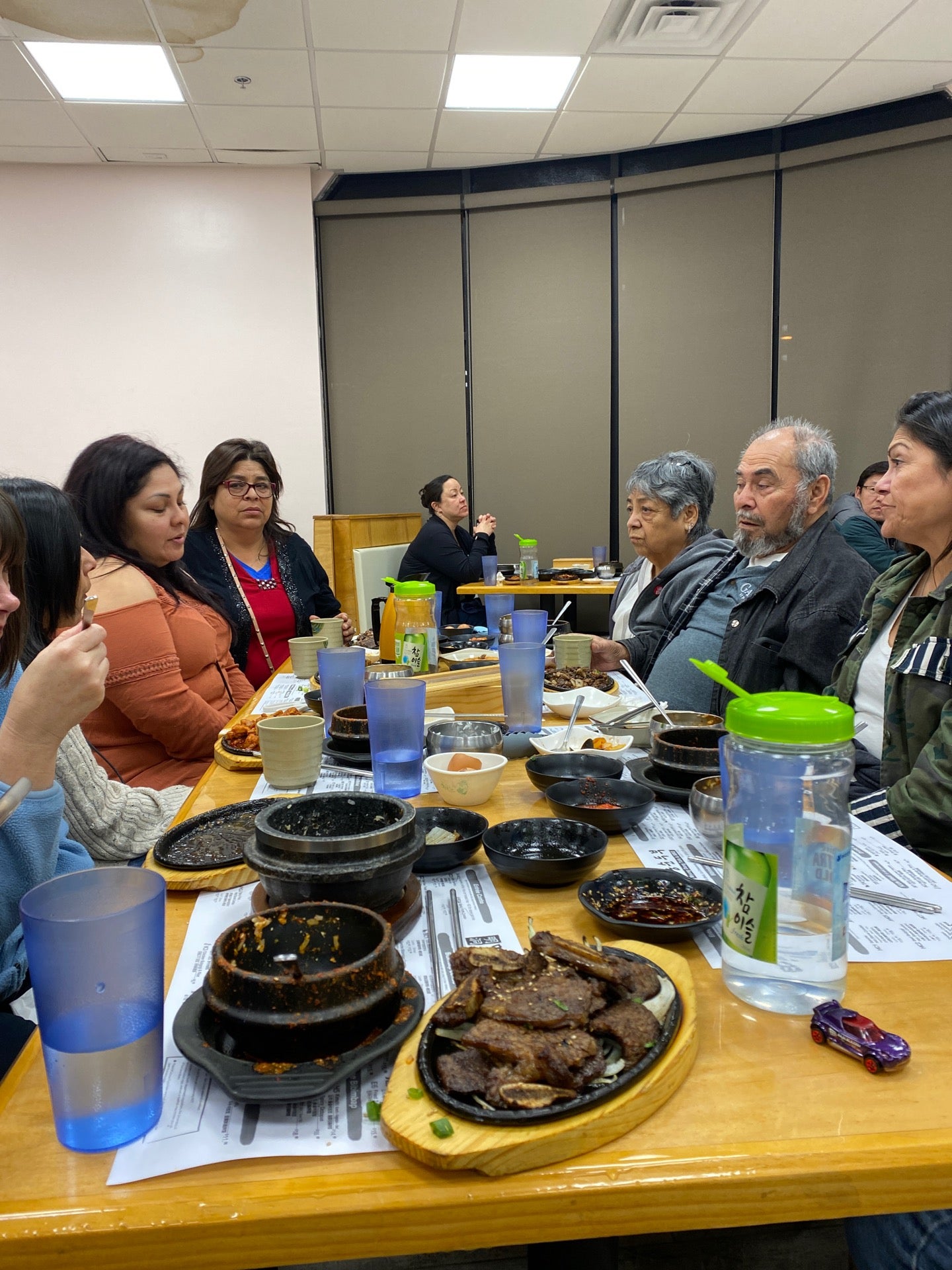 Myung Dong Tofu House, 3231 Foothill Blvd, Glendale, CA, Eating places