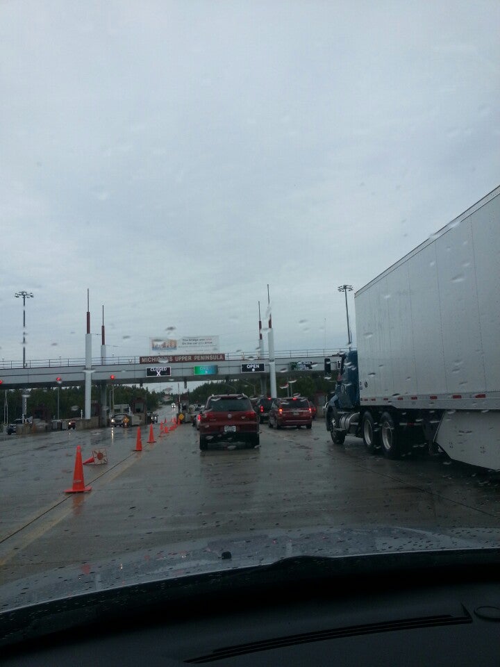 Mackinaw Bridge Walk Start Line, Interstate 75, Saint Ignace, MI ...