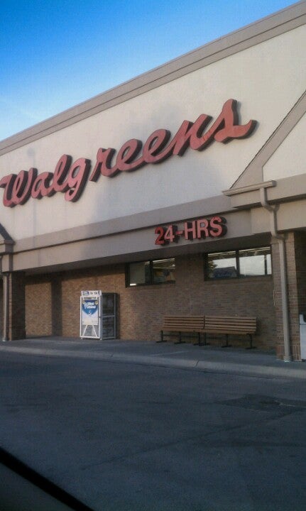 walgreens on 90th and blondo