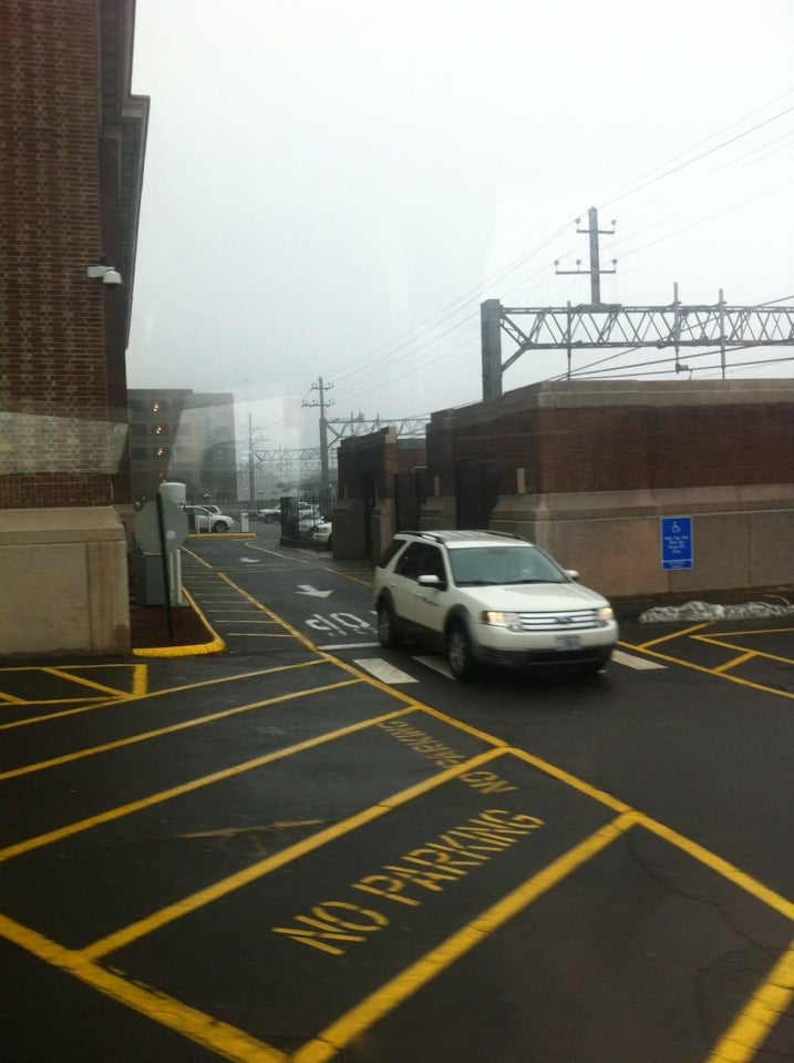 Amtrak, 50 Union Ave, New Haven, CT, Commuter Rail Stations MapQuest