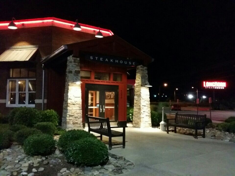 LongHorn Steakhouse, 2015 Walden Ave, Buffalo, NY, Barbecue restaurant -  MapQuest