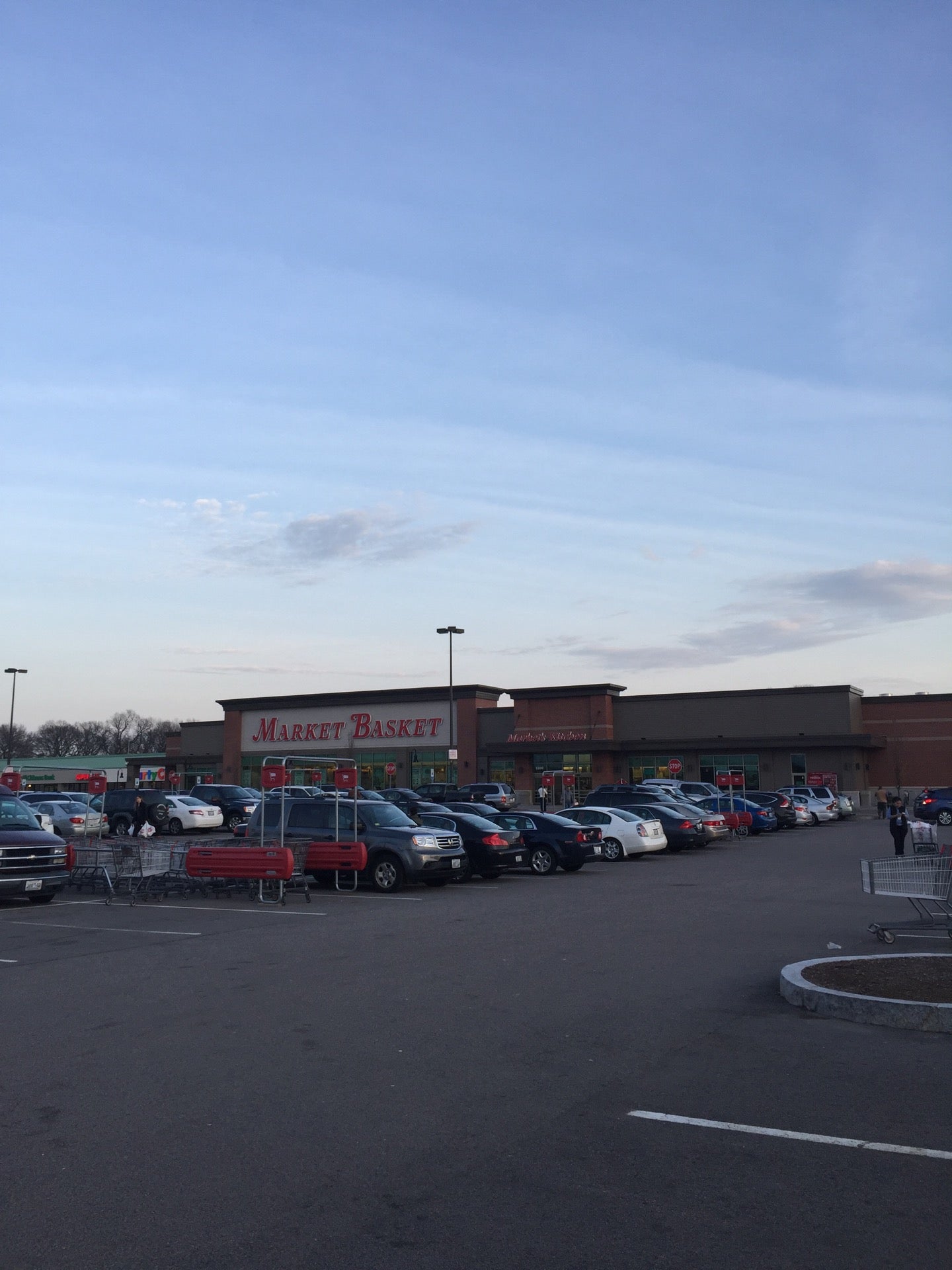 New Rochester Market Basket opens today