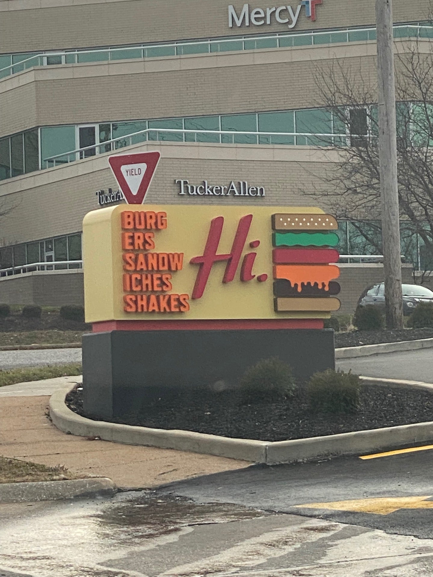 HiPointe DriveIn Kirkwood, 951 S Kirkwood Rd, Kirkwood, MO, Diner