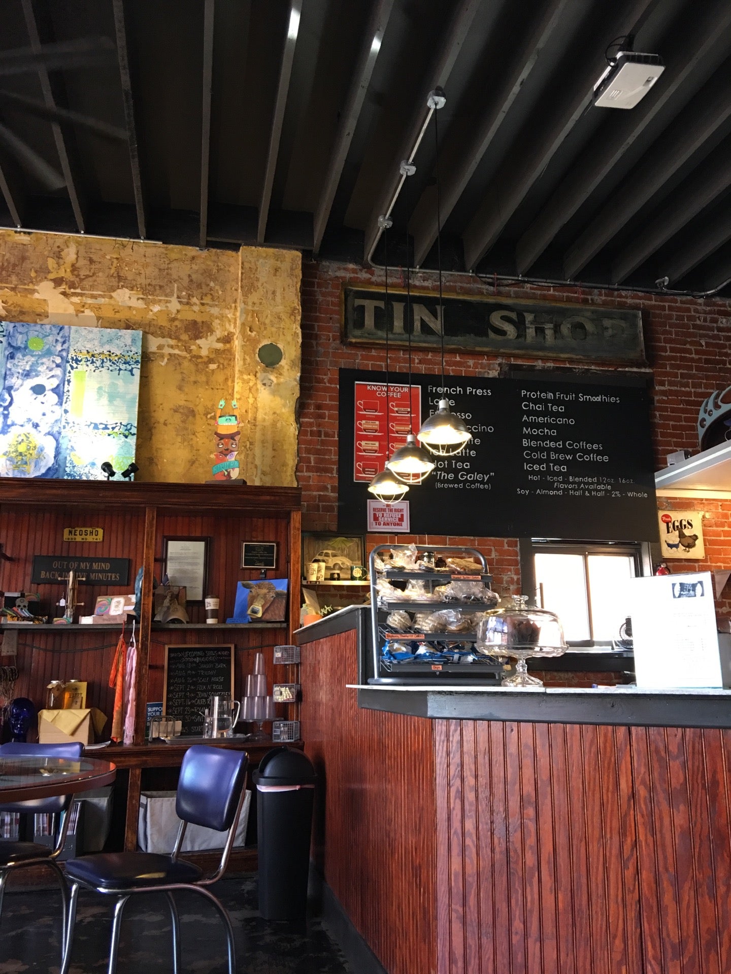 The Clay CupA Coffee Pottery, 114 N Wood St, Neosho, MO, Eating places